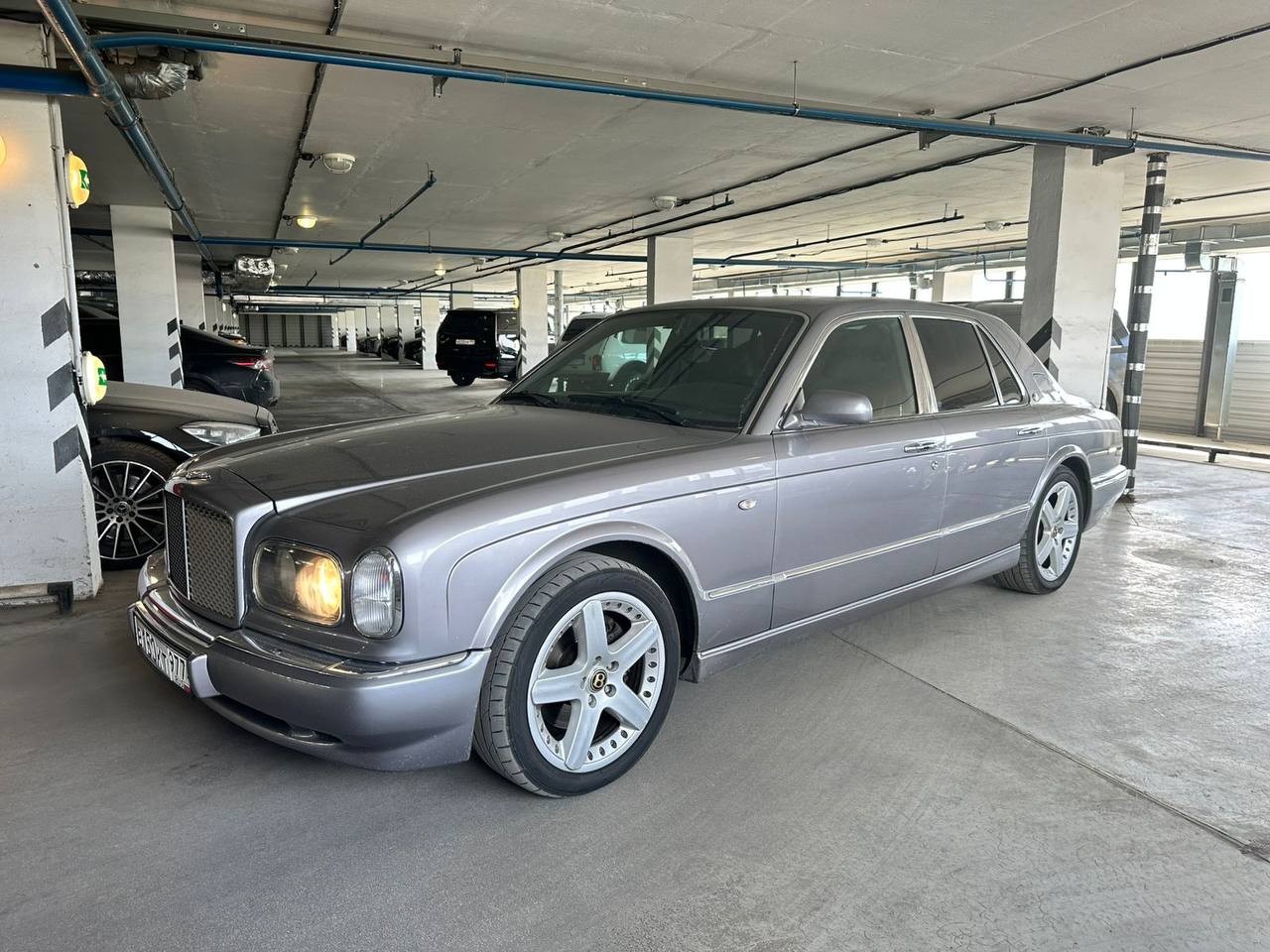 Bentley Arnage 1999 — выдача займа